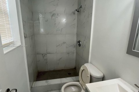 Appartement à louer à Fort Lauderdale, Floride: 2 chambres, 236.25 m2 № 1699341 - photo 5