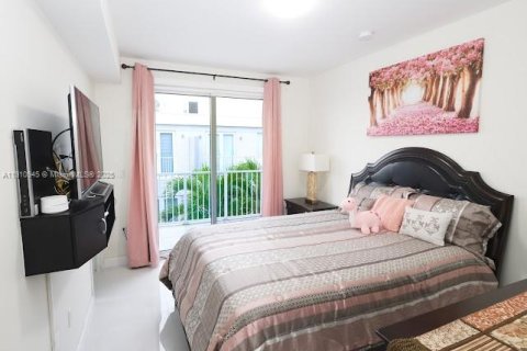 Adosado en venta en Homestead, Florida, 4 dormitorios, 142.6 m2 № 1969566 - foto 19