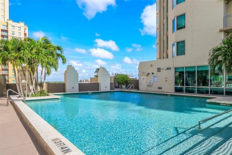 Купить кондоминиум в Майами, Флорида 1 спальня, 82.68м2, № 1990298 - фото 30