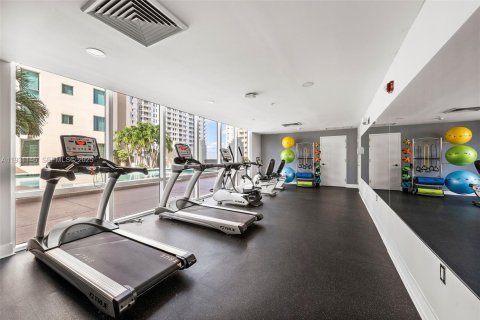 Купить кондоминиум в Майами, Флорида 1 спальня, 82.68м2, № 1990298 - фото 26