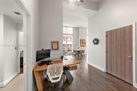 Купить кондоминиум в Майами, Флорида 1 спальня, 82.68м2, № 1990298 - фото 20