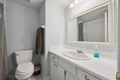 House in Winter Park, Florida 4 bedrooms, 236.99 sq.m. № 2408478 - photo 20