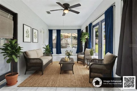 House in Winter Park, Florida 4 bedrooms, 236.99 sq.m. № 2408478 - photo 12