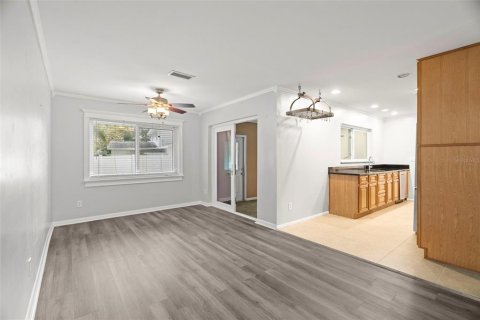 Casa en venta en Saint Petersburg, Florida, 4 dormitorios, 132.2 m2 № 1838313 - foto 7