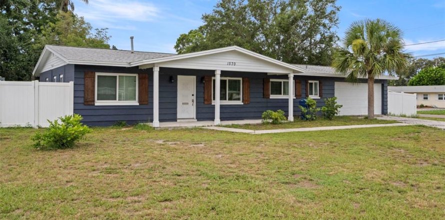 Casa en Saint Petersburg, Florida 4 dormitorios, 132.2 m2 № 1838313