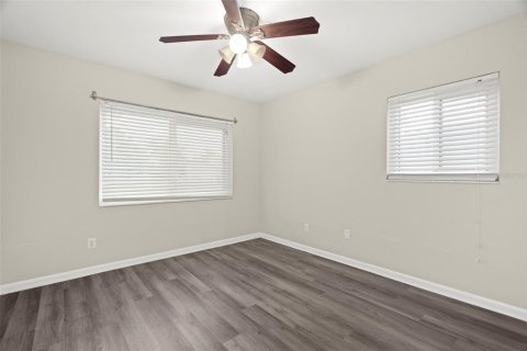 Casa en venta en Saint Petersburg, Florida, 4 dormitorios, 132.2 m2 № 1838313 - foto 17