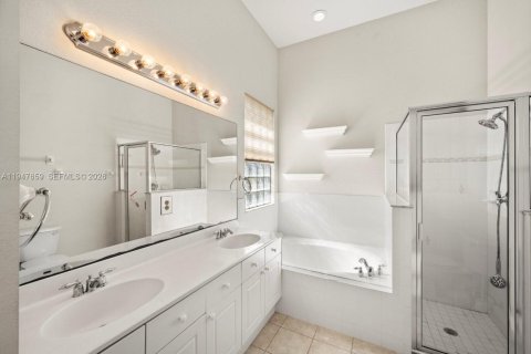 Villa ou maison à vendre à Port St. Lucie, Floride: 3 chambres, 159.05 m2 № 2003771 - photo 5