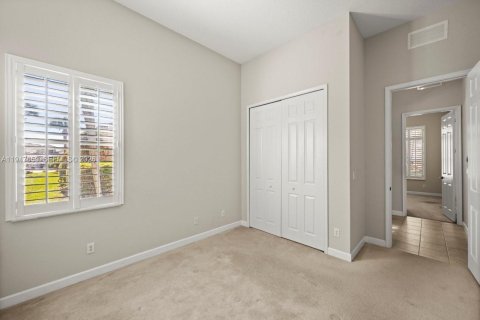 Villa ou maison à vendre à Port St. Lucie, Floride: 3 chambres, 159.05 m2 № 2003771 - photo 6