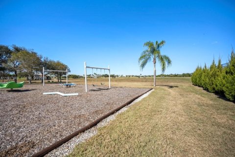 Villa ou maison à vendre à Port St. Lucie, Floride: 3 chambres, 159.05 m2 № 2003771 - photo 22