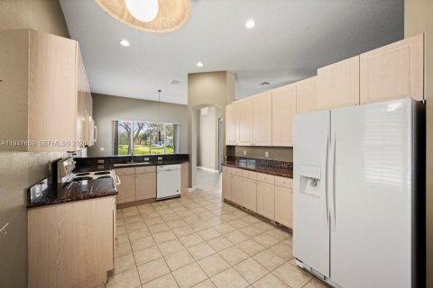 Villa ou maison à vendre à Port St. Lucie, Floride: 3 chambres, 159.05 m2 № 2003771 - photo 19