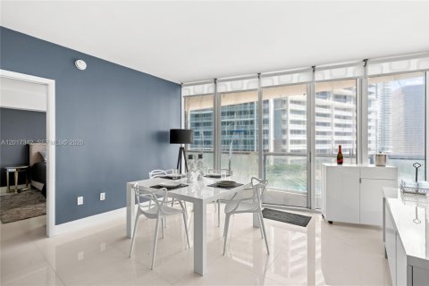 Condominio en alquiler en Miami, Florida, 2 dormitorios, 139.35 m2 № 2085637 - foto 14
