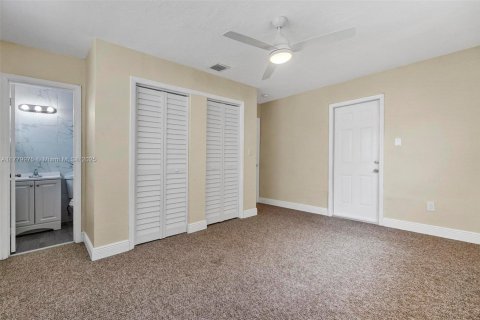 Casa en venta en Lauderhill, Florida, 3 dormitorios, 131.55 m2 № 1865304 - foto 12