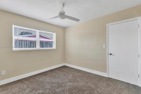Casa en venta en Lauderhill, Florida, 3 dormitorios, 131.55 m2 № 1865304 - foto 18