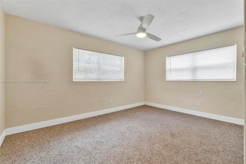 Casa en venta en Lauderhill, Florida, 3 dormitorios, 131.55 m2 № 1865304 - foto 14