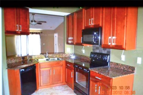Casa en alquiler en Land O' Lakes, Florida, 4 dormitorios, 144 m2 № 1911569 - foto 2