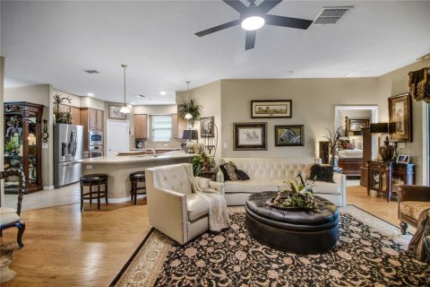 House in Leesburg, Florida 3 bedrooms, 198.63 sq.m. № 2394074 - photo 29