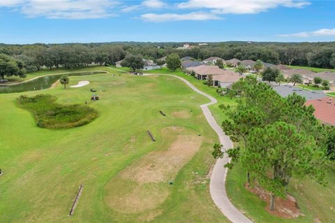 House in Leesburg, Florida 3 bedrooms, 198.63 sq.m. № 2394074 - photo 5