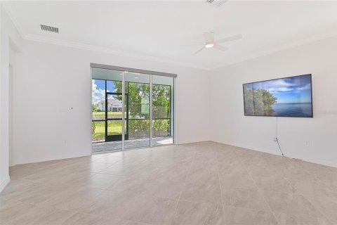 Casa en venta en Punta Gorda, Florida, 4 dormitorios, 188.31 m2 № 1857983 - foto 2