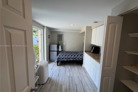 Propiedad comercial en alquiler en North Miami, Florida № 2087253 - foto 12