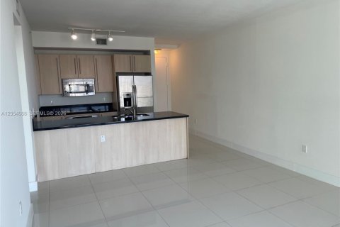 Купить кондоминиум в Майами, Флорида 1 спальня, 65.5м2, № 2152424 - фото 22