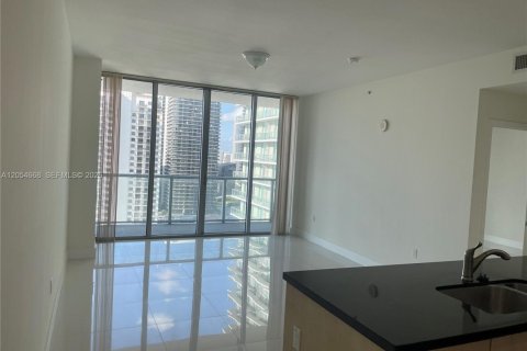 Купить кондоминиум в Майами, Флорида 1 спальня, 65.5м2, № 2152424 - фото 25