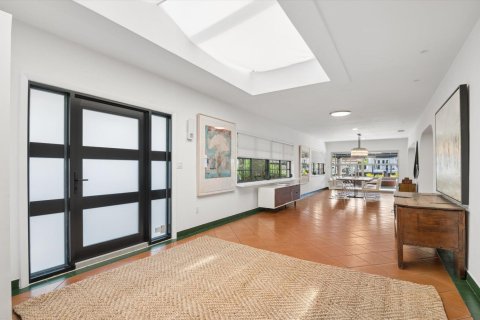 House in Fort Lauderdale, Florida 3 bedrooms, 227.61 sq.m. № 2253416 - photo 9