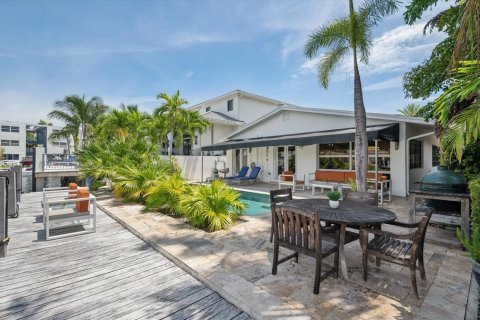 House in Fort Lauderdale, Florida 3 bedrooms, 227.61 sq.m. № 2253416 - photo 29