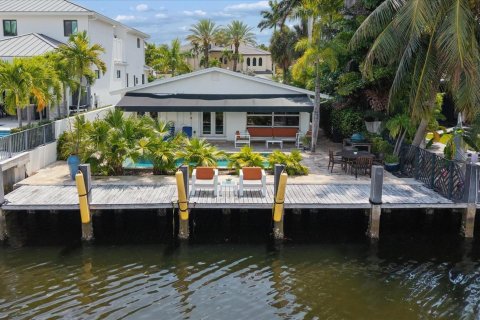 House in Fort Lauderdale, Florida 3 bedrooms, 227.61 sq.m. № 2253416 - photo 7