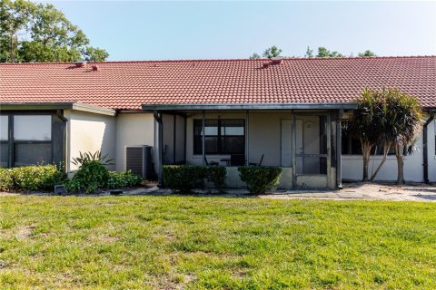 House in Avon Park, Florida 2 bedrooms, 119.19 sq.m. № 1639739 - photo 20