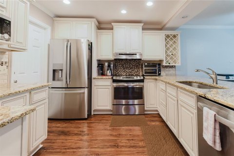 House in Avon Park, Florida 2 bedrooms, 119.19 sq.m. № 1639739 - photo 8