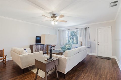 House in Avon Park, Florida 2 bedrooms, 119.19 sq.m. № 1639739 - photo 5