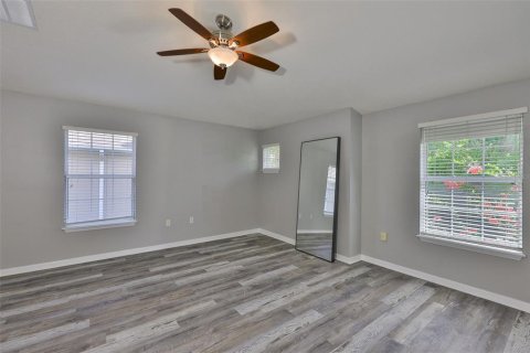 Condo in Tampa, Florida, 3 bedrooms  № 1834664 - photo 17