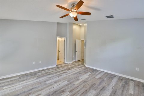 Condo in Tampa, Florida, 3 bedrooms  № 1834664 - photo 18