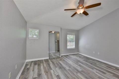 Condo in Tampa, Florida, 3 bedrooms  № 1834664 - photo 27