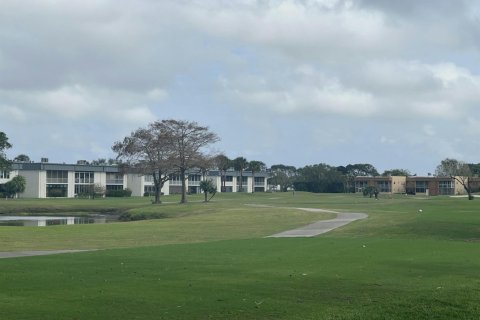 Copropriété à vendre à Delray Beach, Floride: 2 chambres, 85.47 m2 № 950128 - photo 1