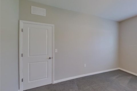 Casa en alquiler en New Smyrna Beach, Florida, 4 dormitorios, 175.49 m2 № 1912902 - foto 9