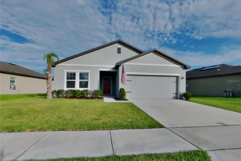 Casa en alquiler en New Smyrna Beach, Florida, 4 dormitorios, 175.49 m2 № 1912902 - foto 1