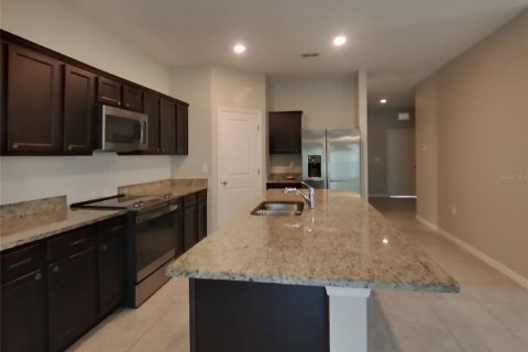 Casa en alquiler en New Smyrna Beach, Florida, 4 dormitorios, 175.49 m2 № 1912902 - foto 7