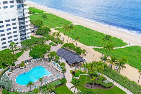 Condo in Lauderdale-by-the-Sea, Florida, 3 bedrooms  № 2081537 - photo 23