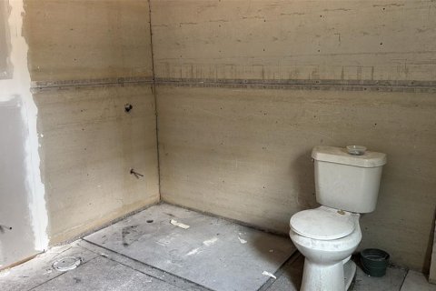House in Apopka, Florida 3 bedrooms, 81.29 sq.m. № 1723164 - photo 8