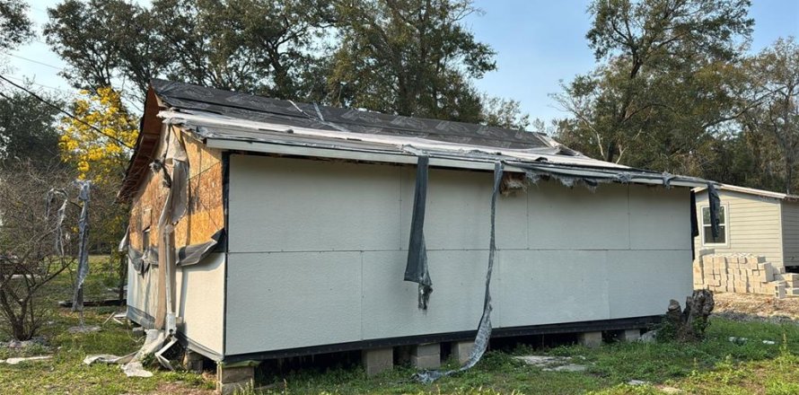 House in Apopka, Florida 3 bedrooms, 81.29 sq.m. № 1723164