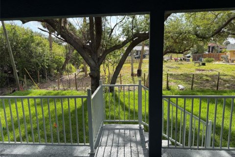 Casa en venta en Port Charlotte, Florida, 4 dormitorios, 163.04 m2 № 2231215 - foto 10
