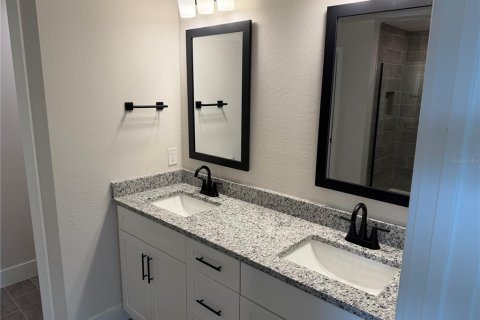 Casa en venta en Port Charlotte, Florida, 4 dormitorios, 163.04 m2 № 2231215 - foto 8