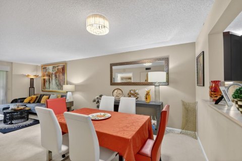 Condo in Boynton Beach, Florida, 2 bedrooms  № 2263858 - photo 16