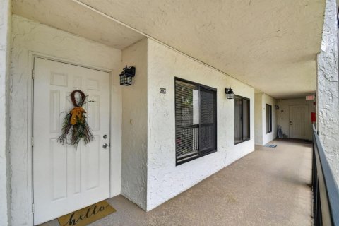 Condo in Boynton Beach, Florida, 2 bedrooms  № 2263858 - photo 6