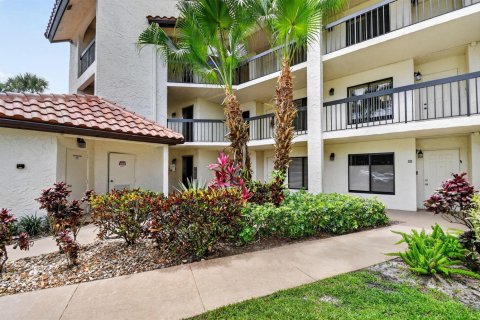 Condo in Boynton Beach, Florida, 2 bedrooms  № 2263858 - photo 4
