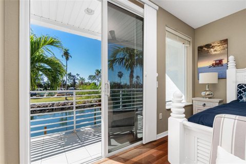 Condo in Englewood, Florida, 3 bedrooms  № 1803694 - photo 25