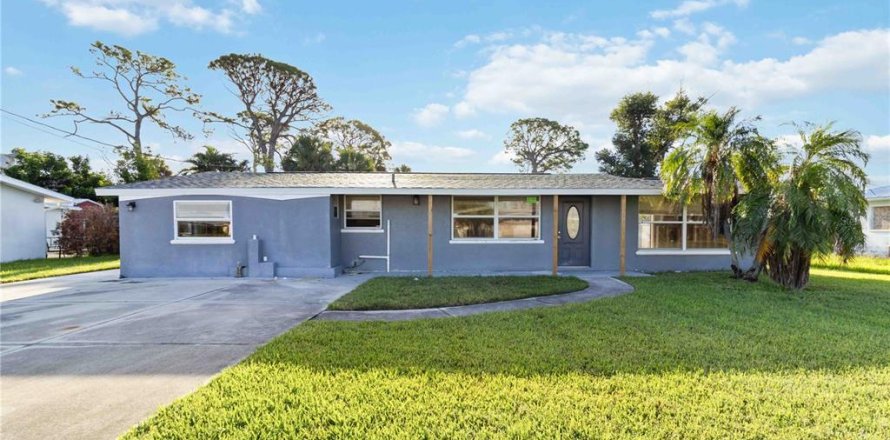 Villa ou maison à Englewood, Floride 3 chambres, 135.27 m2 № 1916708