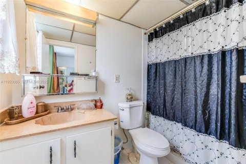 Copropriété à vendre à Lauderdale Lakes, Floride: 2 chambres, 93.83 m2 № 1976791 - photo 20