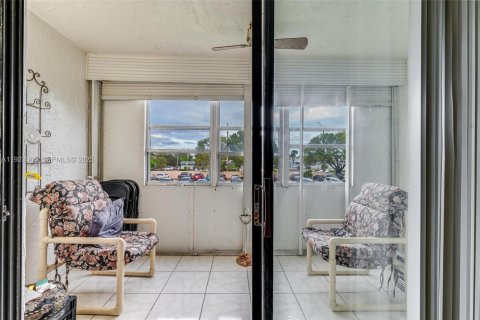 Copropriété à vendre à Lauderdale Lakes, Floride: 2 chambres, 93.83 m2 № 1976791 - photo 12